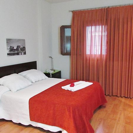 Apartamentos Turisticos Las Nieves Гранада Стая снимка