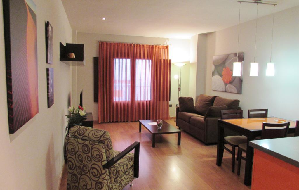 Apartamentos Turisticos Las Nieves Гранада Екстериор снимка