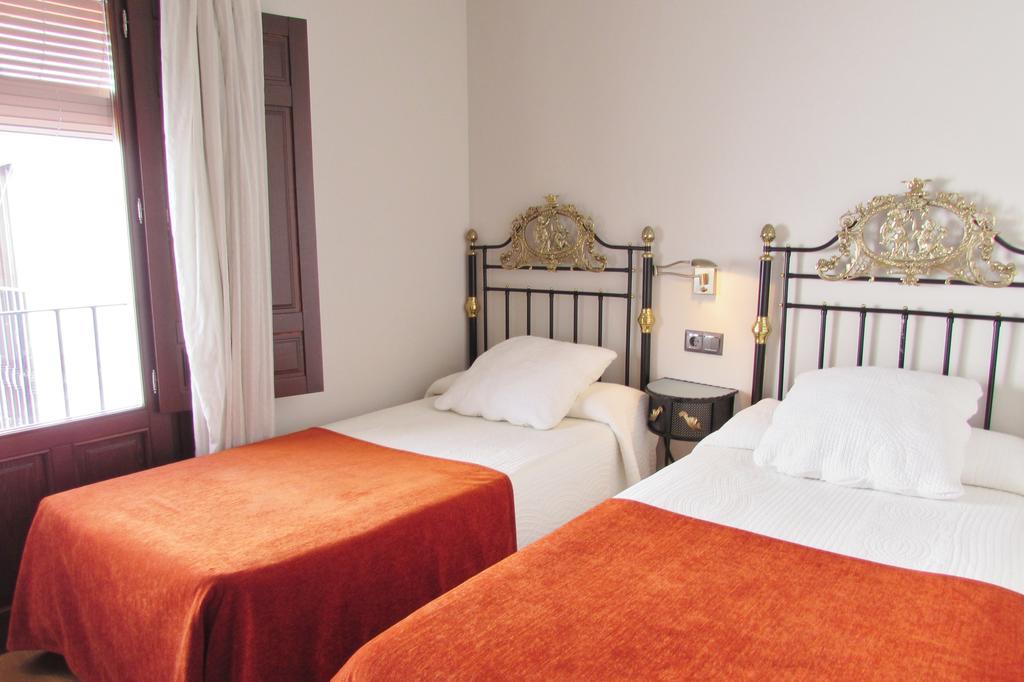 Apartamentos Turisticos Las Nieves Гранада Екстериор снимка