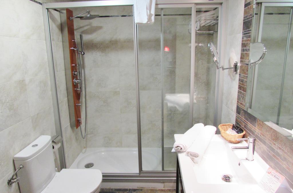 Apartamentos Turisticos Las Nieves Гранада Екстериор снимка