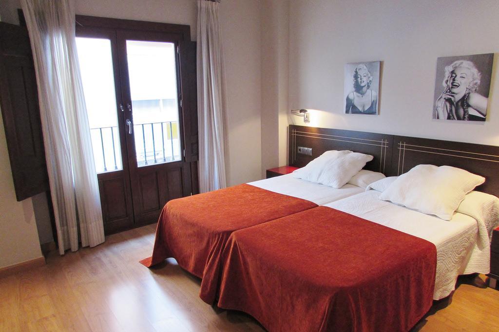 Apartamentos Turisticos Las Nieves Гранада Екстериор снимка