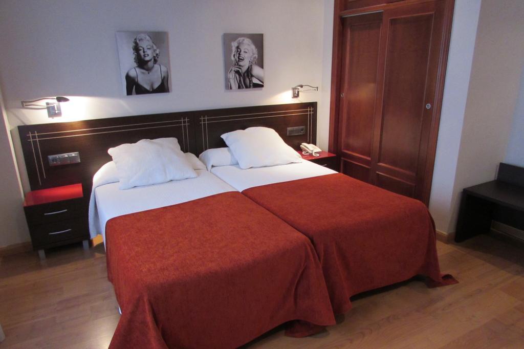Apartamentos Turisticos Las Nieves Гранада Екстериор снимка