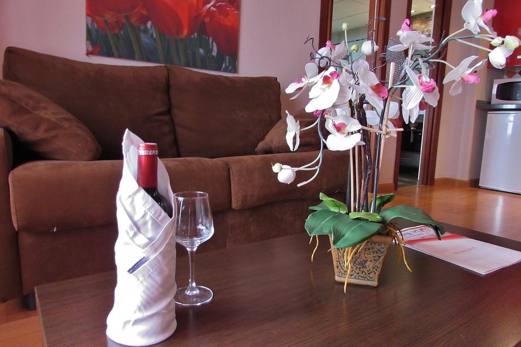 Apartamentos Turisticos Las Nieves Гранада Екстериор снимка