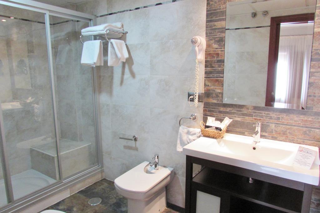 Apartamentos Turisticos Las Nieves Гранада Екстериор снимка